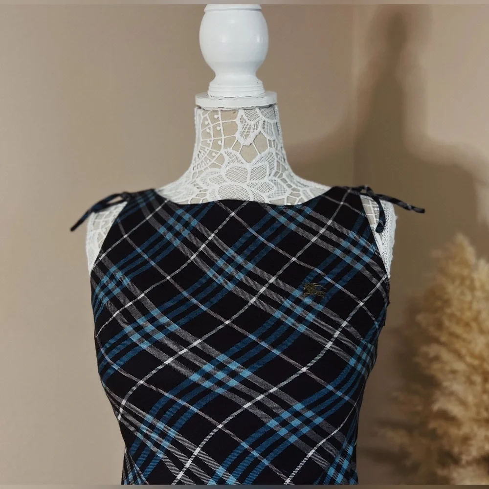 Authentic Burberry dress - Picture 8 of 16